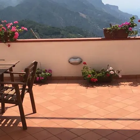 I Giardini Di Rosa Ravello